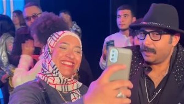 عاجل.. “أوعي إيدك الغرقانة بالدم”.. محمد ثروت يحرج علياء محمد صديقة شيماء جمال