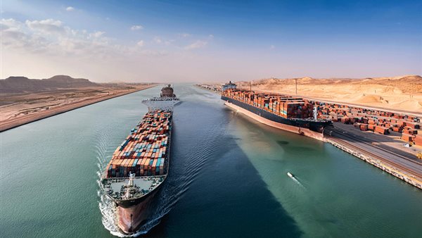 عاجل.. عاجل| إيرادات قناة السويس تسجل رقما جديدا فى 4 أشهر