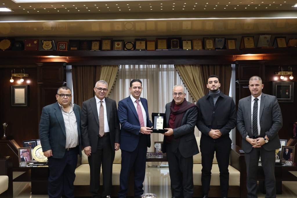 عاجل.. بحث تعزيز التعاون الأكاديمي بين جامعتي عمّان الأهلية وفلسطين الأهلية