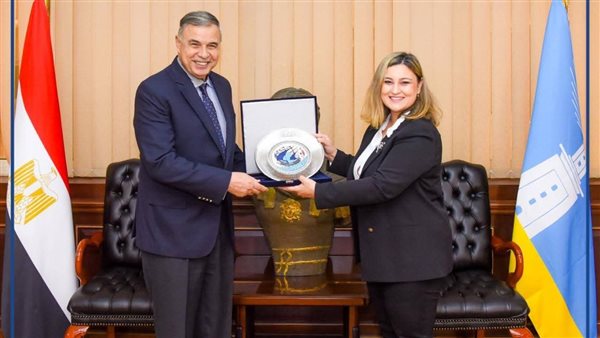 عاجل.. محافظ الإسكندرية يستقبل قنصل عام تركيا والوفد المرافق لها لبحث تعزيز التعاون