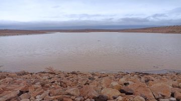 عاجل.. سد الوحيدي يستقبل الفيضان بأمان ولا تسجيل أي أعطال فنية