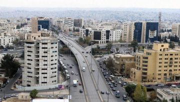 عاجل.. منخفض جوي يبدأ بالتأثير الأربعاء… وأمطار غزيرة وتحذيرات من السيول