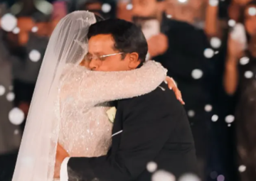 عاجل.. محمد هنيدي يحتفل بزفاف ابنته فريدة بحضور الأصدقاء والمحبين