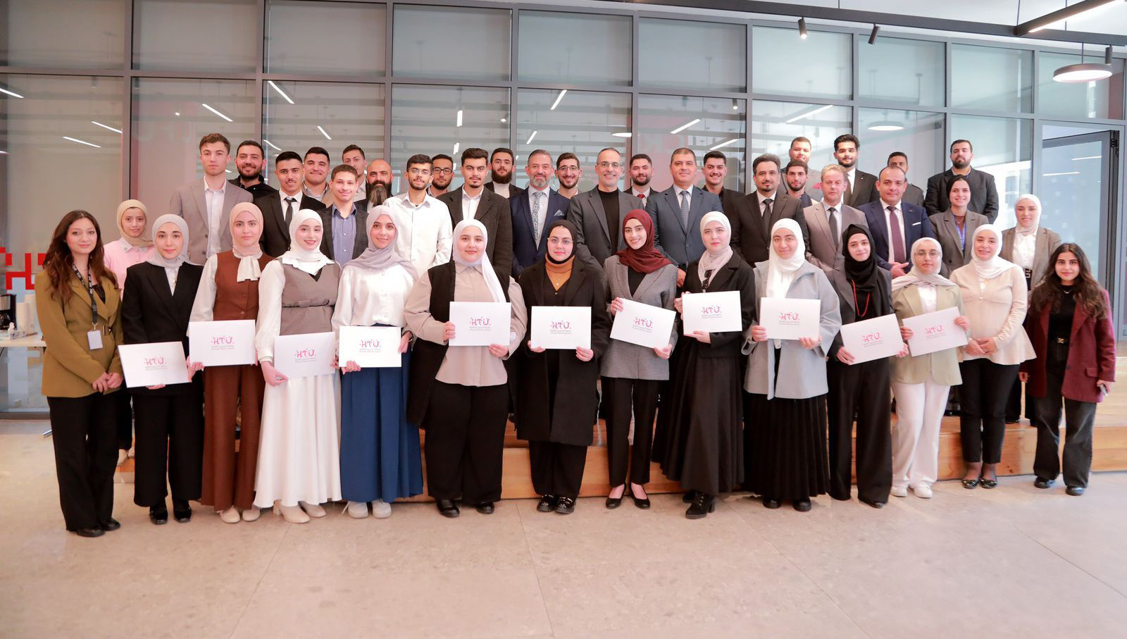 عاجل.. تخريج الفوج الثامن من معسكر نشامى السايبر