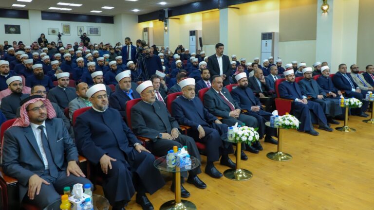 عاجل.. وزير الأوقاف يرعى تخريج الدبلومات التدريبية اليوم