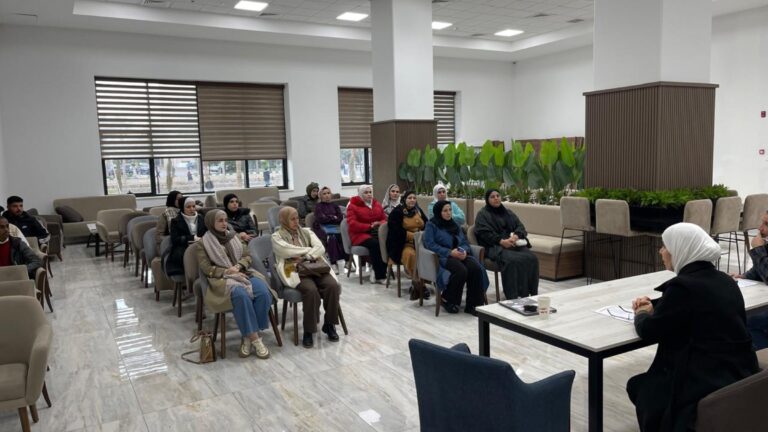 عاجل.. وزارة السياحة تطلق برنامجًا تدريبيًا لمزودي الخدمات السياحية لتعزيز المهارات وجودة الخدمات