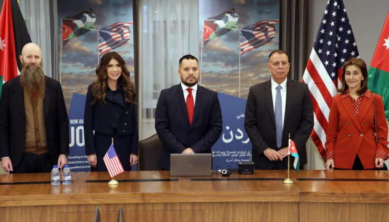 عاجل.. الأردن ينضم رسميًا إلى برنامج الدخول العالمي لتسريع إجراءات السفر إلى الولايات المتحدة