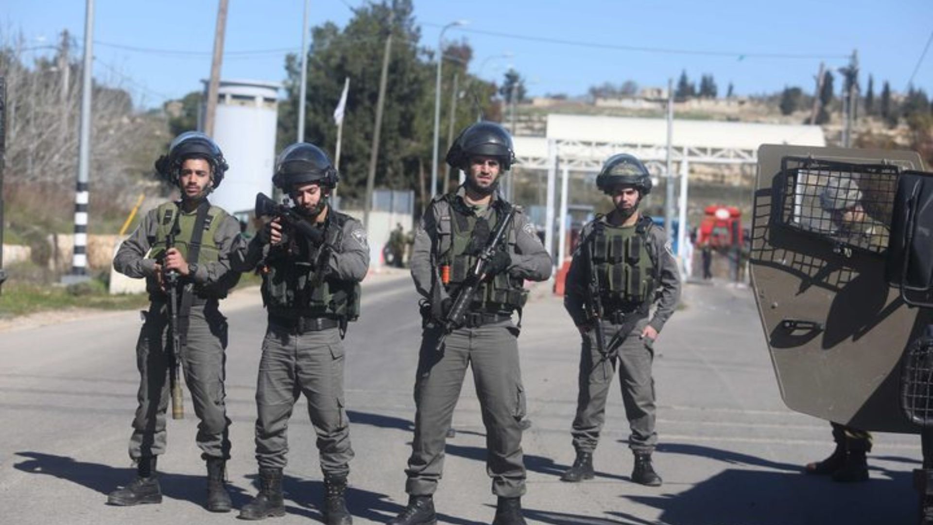 عاجل.. استشهاد شابين في قلقيلية برصاص قوات الاحتلال واحتجاز جثمان أحدهما