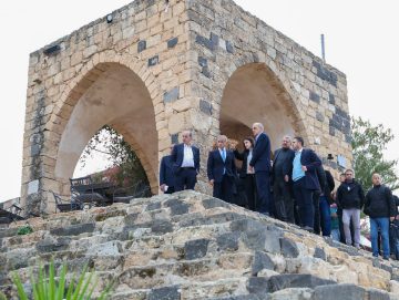 عاجل.. أهالي أم قيس يثمنون توجيهات رئيس الوزراء لتأهيل المتحف والقرية التراثية