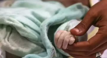 عاجل.. الطقس القارس يحصد حياة رضيع في خان يونس وارتفاع ضحايا البرد في غزة