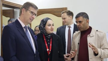 عاجل.. السفير الألماني يزور جمعية جبل زمزم في المفرق ويثمن جهودها المجتمعية