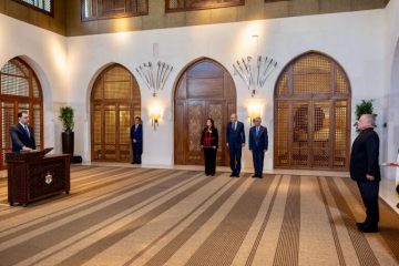 عاجل.. عاجل| رولان سمارة وأمجد المومني يؤدون اليمين القانونية أمام الملك عبد الله الثاني كسفراء للأردن