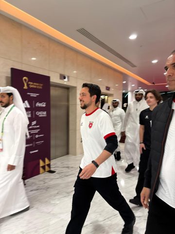 عاجل.. عاجل| ولي العهد والأمير هاشم والأميرة سلمى يحضرون نصف نهائي كأس العرب