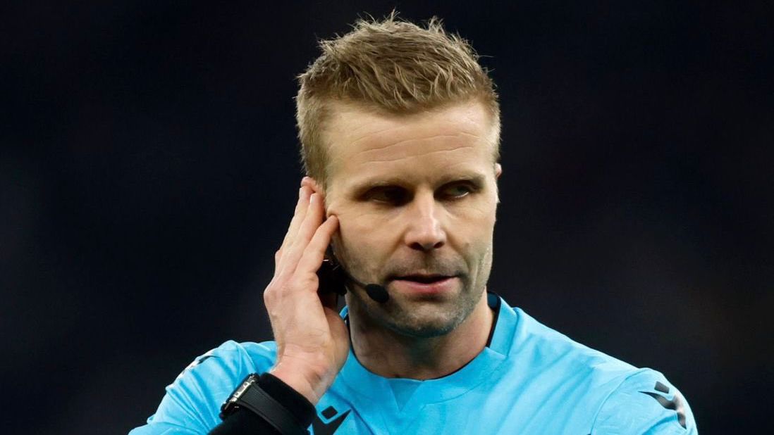 عاجل.. الحكم الدولي يعتذر رسميًا لجماهير المغرب والأردن