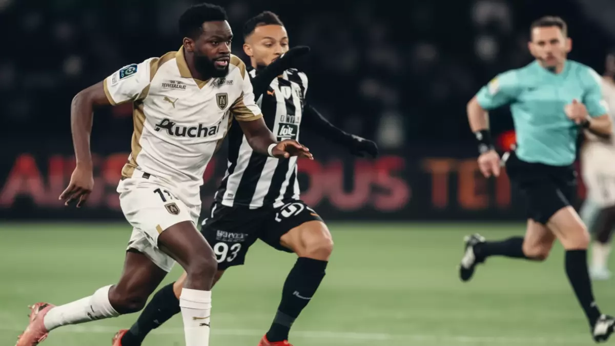 عاجل.. صادم: مدينة بـ36 ألف نسمة تُطيح بباريس وتحكم فرنسا لأول مرة منذ 21 عاماً – الشوارع تنفجر احتفالاً!