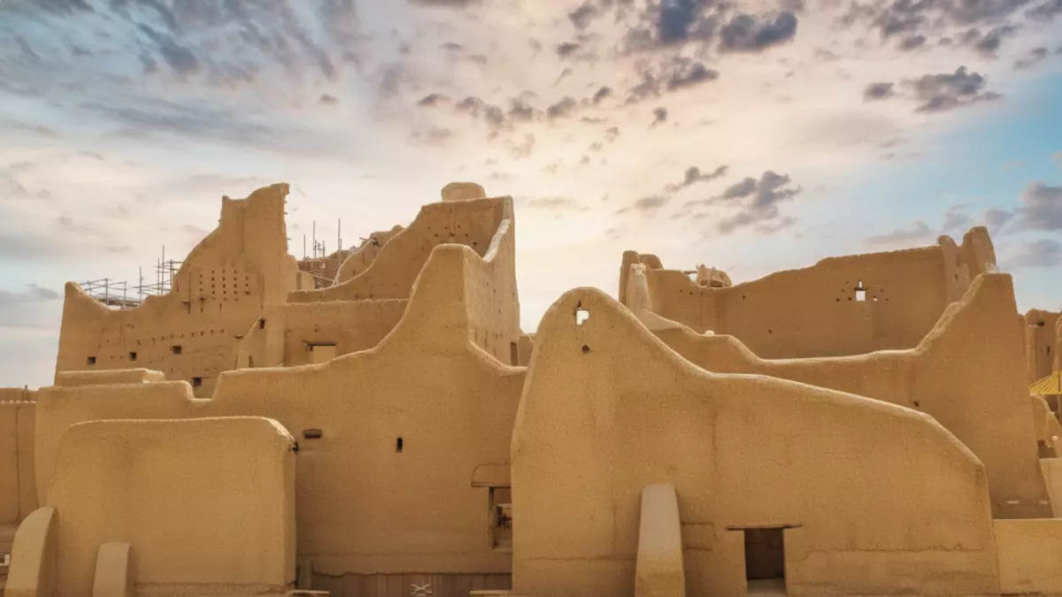 عاجل.. حصري: الدرعية تكشف مشروعها السري الذي سيصدم العالم – كيف ستصبح أضخم موقع تراثي على وجه الأرض؟