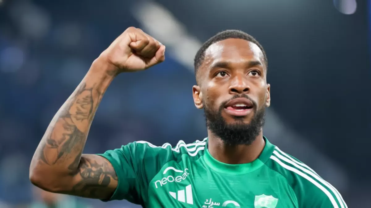 عاجل.. عاجل: القبض على مهاجم الأهلي إيفان توني في لندن… كسر أنف شاب بسبب سيلفي!