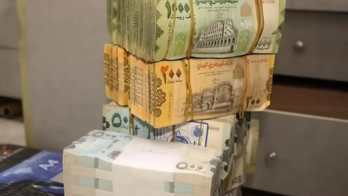 عاجل.. عاجل: انهيار كارثي للريال اليمني… الدولار يقفز 650% منذ 2014 والمواطنون في صدمة!
