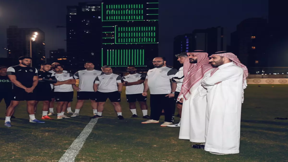 عاجل.. عاجل: انقلاب إداري في الشباب – المالك يطيح بالمجلس السابق ويجتمع سراً مع اللاعبين لأول مرة!