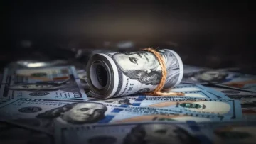 عاجل.. عاجل: الريال اليمني يحقق استقراراً استثنائياً… الدولار عند 1617 والسعودي 425 لأكثر من 4 أشهر!