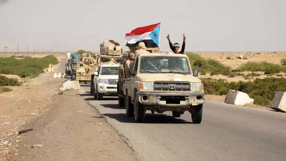 عاجل.. عاجل: المجلس الانتقالي الجنوبي يصرف 3 أشهر مرتبات دفعة واحدة… تفاصيل صادمة للدفعات الجديدة!