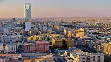 عاجل.. عاجل: السعودية تفاجئ الملايين بثورة رقمية في تأشيرة الزيارة العائلية – إجراءات بدقائق وموافقة فورية!