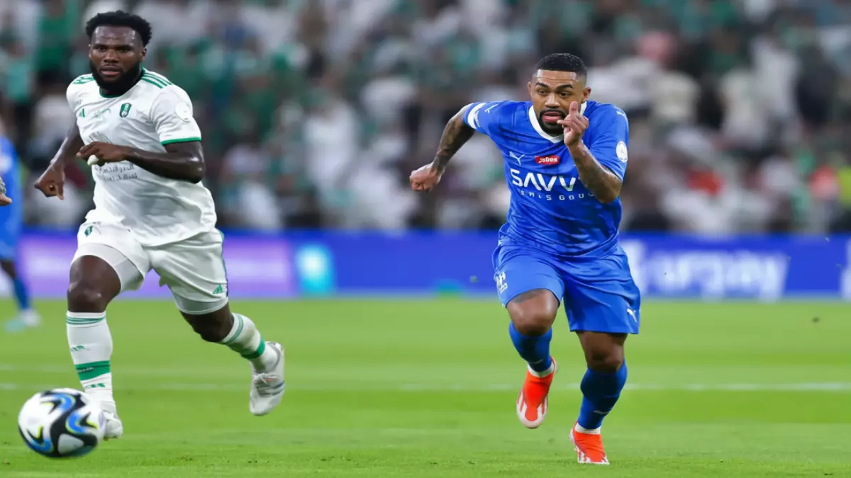 عاجل.. عاجل: الهلال يسرق عبد الكريم دارسي من الأهلي بصفقة حرة مدوية – الراقي يفقد نجمه لـ 4 سنوات!