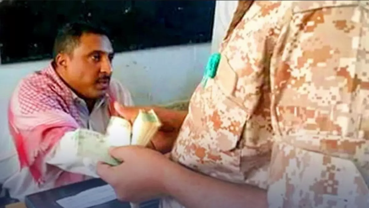 عاجل.. عاجل: خصومات غامضة تضرب رواتب جنود عدن… الآلاف يفقدون أجزاء من قوت أسرهم بلا تفسير!