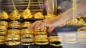 عاجل.. عاجل: الذهب ينهار بـ600 جنيه في شهر واحد… عيار 24 يصل 6537 جنيه والجنيه الذهب يفقد 1500 جنيه!