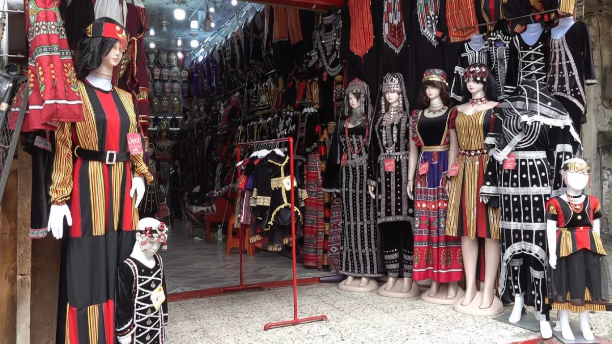 عاجل.. حصري: وزير يمني يكشف الخطة السرية… اليمن يحظر 20+ منتج أجنبي ويتجه للاكتفاء الذاتي خلال شهور!