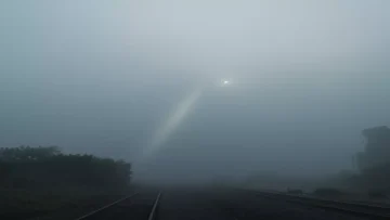 عاجل.. عاجل: شبورة كثيفة تغطي مصر من الفجر حتى الصباح وأمطار تفاجئ القاهرة بنسبة 30%!