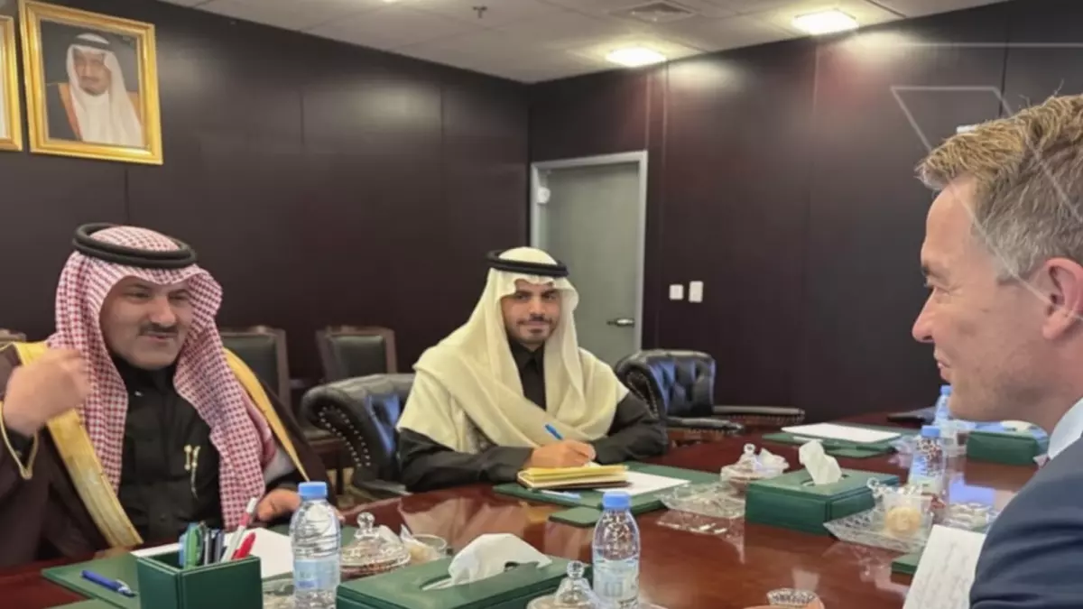 عاجل.. عاجل: السعودية تسحب سفيرها سراً من اليمن… قرار صادم يكشف انسحابها من معركة النفط!