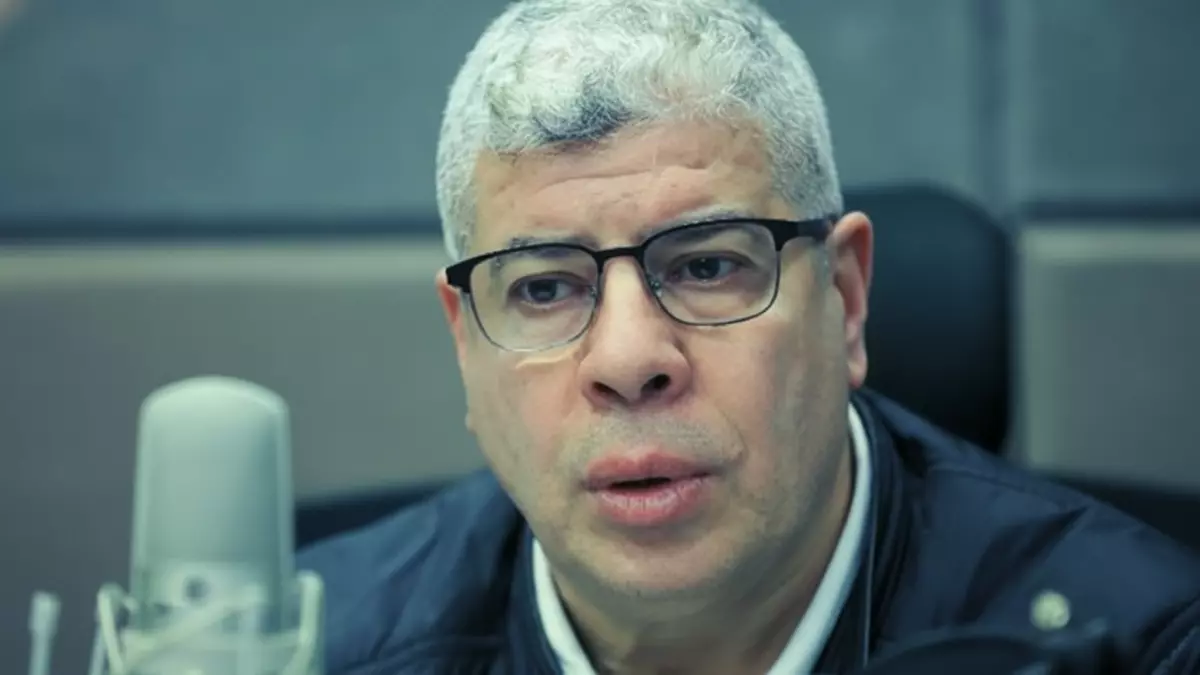 عاجل.. عاجل: شوبير يفجر مفاجآت صفقات الأهلي السرية… لاعب أجنبي خطير ومفاوضات تستمر ساعتين!