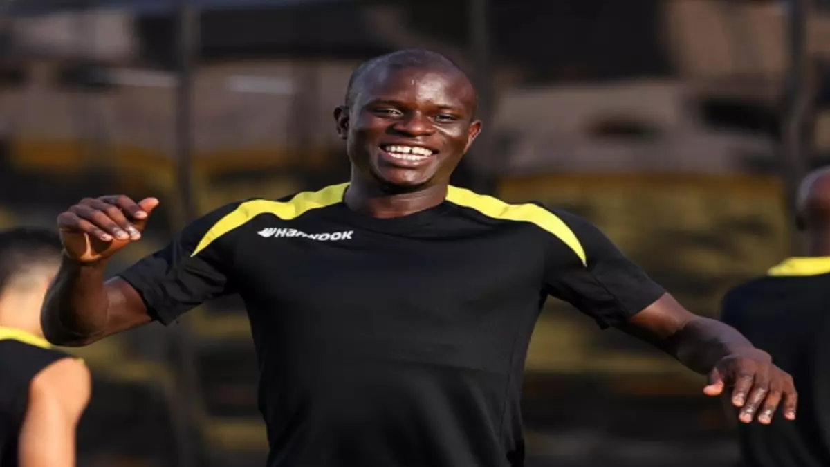 عاجل.. عاجل: صراع محموم على كانتي… الاتحاد يسابق الزمن وأندية أوروبية تحوم حول النجم الفرنسي!