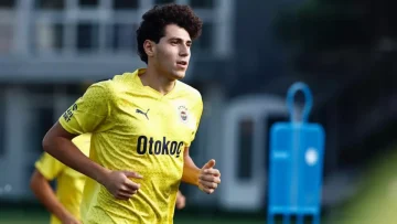 عاجل.. عاجل: حرب الانتقالات تشتعل! الزمالك يسابق الزمن لخطف عمر فايد من براثن الأهلي وبيراميدز رغم إيقاف القيد