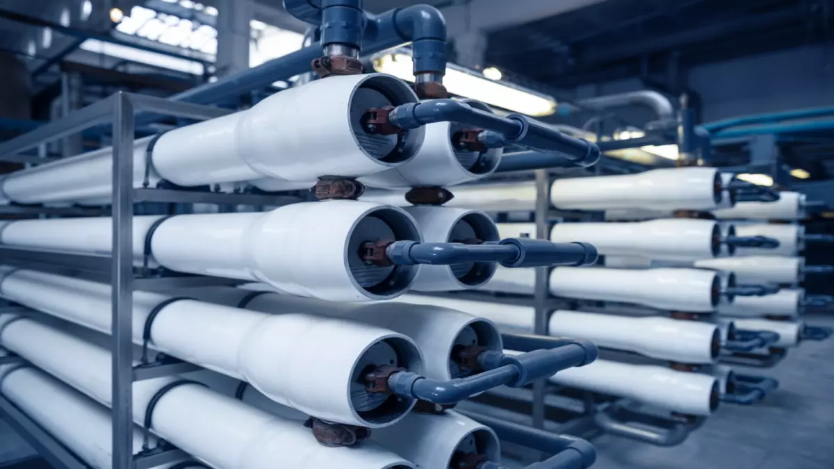 عاجل.. عاجل: السعودية تحقق طفرة عالمية… محطة شمسية تنتج 600 ألف متر مكعب مياه يومياً وتخدم مليوني مواطن!