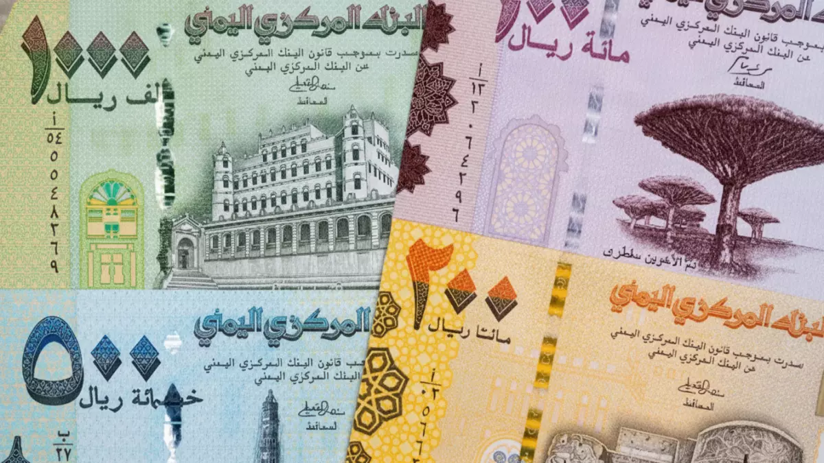 عاجل.. عاجل: أسعار الصرف تشهد تذبذباً في عدن… الدولار يقفز لـ1630 ريال والسعودي يتجاوز 428!