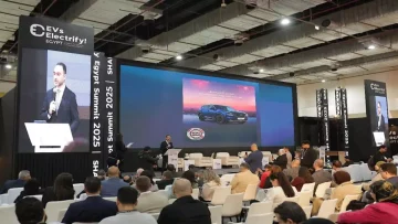 عاجل.. عاجل: حرب مزايدات شرسة على لوحة “سيف-22″… 750 ألف جنيه والسعر يرتفع كل دقيقة!