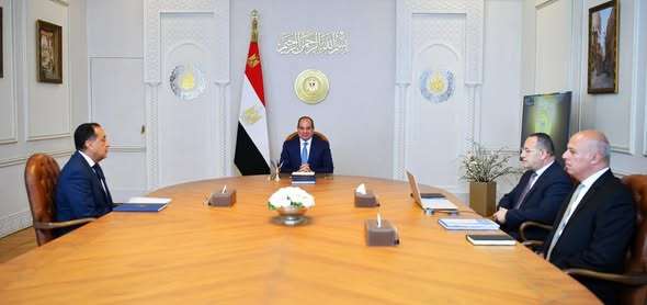 الرئيس السيسي يوجه بضرورة تعزيز تنافسية الجامعات المصرية على المستويين الإقليمي والدولي