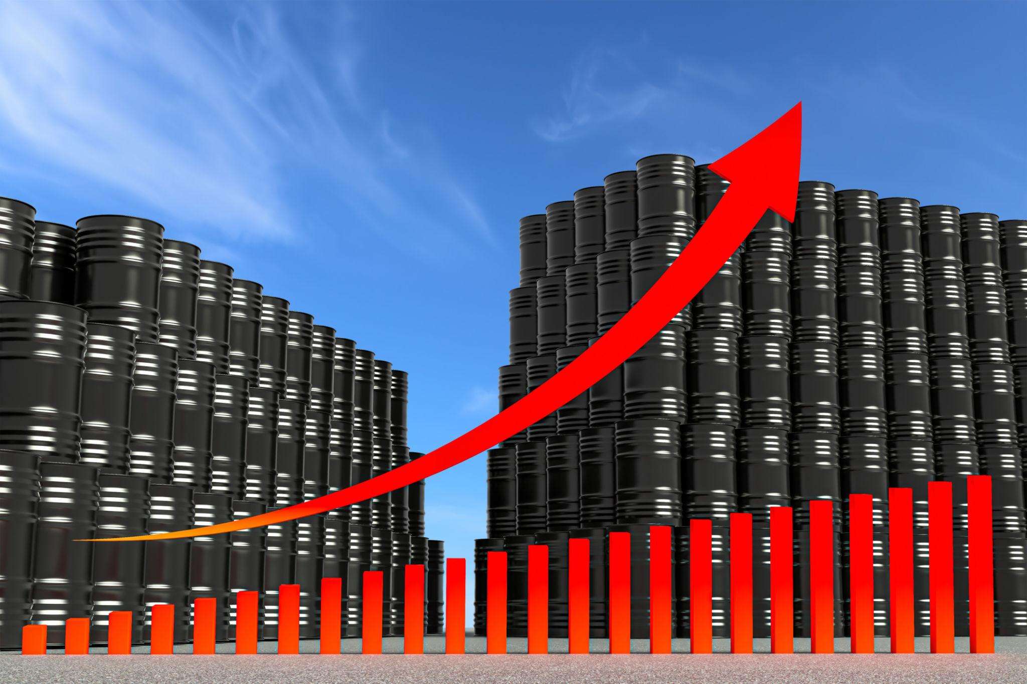 أسعار النفط تقفز عالميًا مع تصاعد التوترات الإقليمية