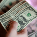 الأخضر بكام؟.. سعر الدولار اليوم الثلاثاء 23 يونيو 2026 أمام الجنيه