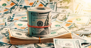 الدولار يواصل الصعود مدعوماً بقوة سوق العمل الأمريكي