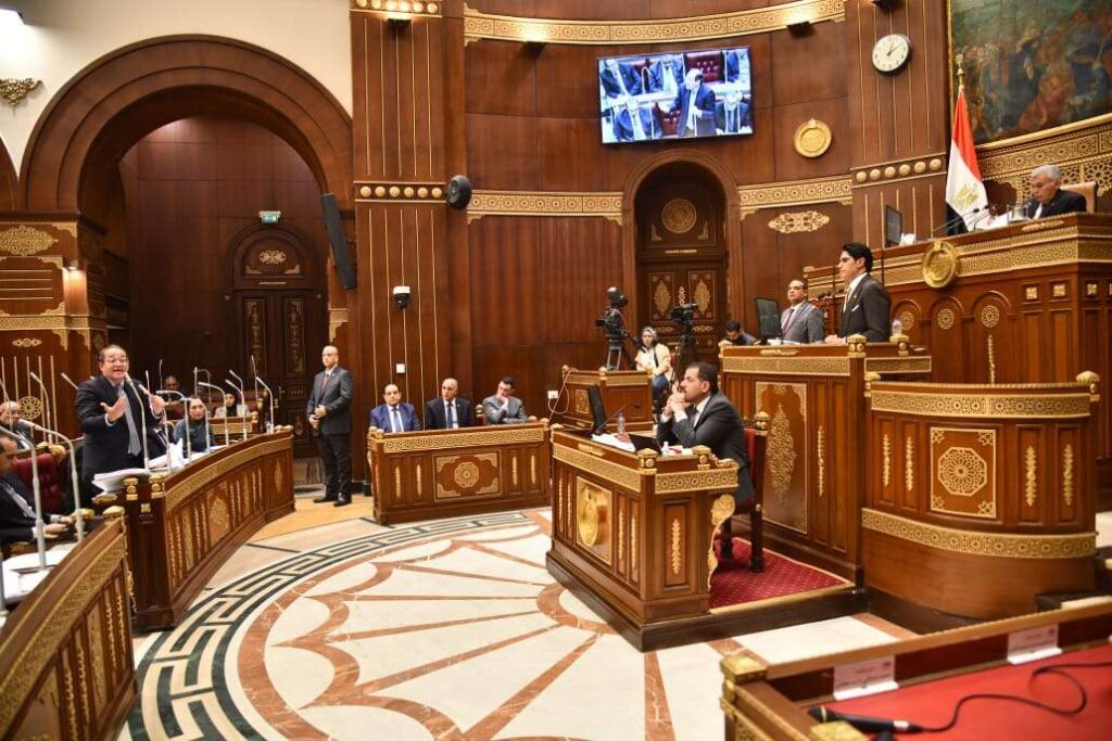 الشيوخ يوافق نهائيا على خطة التنمية ويخطر رئيس الجمهورية ومجلس النواب
