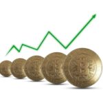 بيتكوين تقود ارتفاع سوق العملات المشفرة بنسبة 2% وسط تصعيد التوترات الجيوسياسية وتراجع الأصول عالية المخاطر