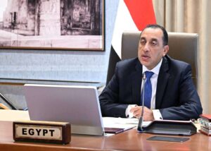 رئيس الوزراء يُلقي كلمة مصر خلال الاجتماع الافتراضي رفيع المستوى لرؤساء الدول والحكومات الأفريقية والشركاء حول تفشي فيروس إيبولا