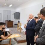 رئيس جامعة المنيا يتابع امتحانات الطب البيطري بالمنيا الجديدة والانضباط يسود اللجان