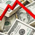 سعر الدولار اليوم يواصل التراجع.. مفاجأة جديدة في البنوك المصرية