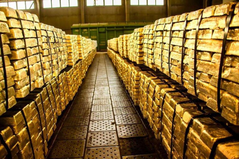 عاجل | سيناريو خطير يهدد الذهب.. توقعات بانهيار حاد يضرب أسعار المعدن الأصفر عالمياً خلال أشهر