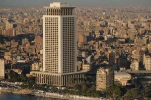 مصر تدين الهجمات الإيرانية على البحرين