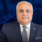 هاشم السيد: برنامج الطروحات الحكومية لم يتأثر بالتوترات الأخيرة.. وتأثير حرب إيران على السوق المصرية محدود